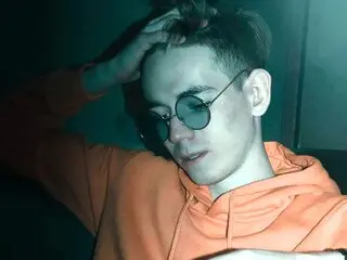 Free amateur camshow DmitriyDavis