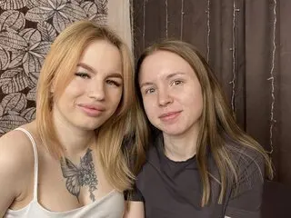 Porn photos webcam ElwynaAndLora